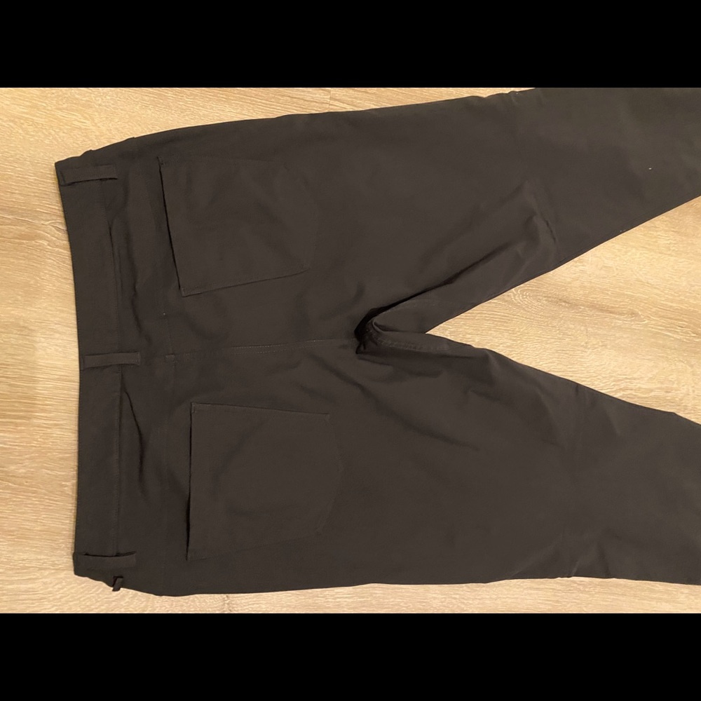 Lululemon ABC Pants - Classic 34 Waist 32 Length